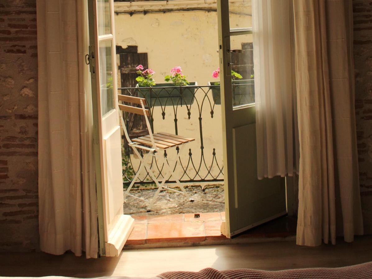 Bed and Breakfast Madamenfrance Monclar-d'Agenais Exterior foto
